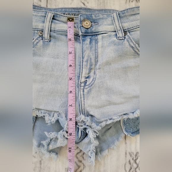 American Eagle Outfitters distressed blue denim shorts Size 10 - Picture 6 of 16